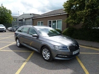 Skoda Superb 2.0 TDI CR SE 5dr DSG in Down