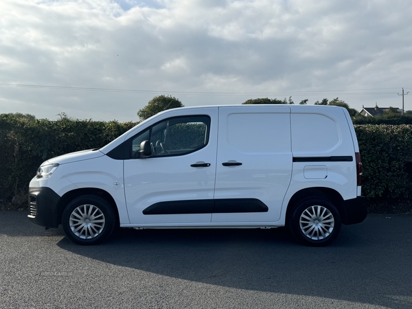 Citroen Berlingo M DIESEL in Down