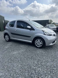 Toyota Aygo HATCHBACK in Down