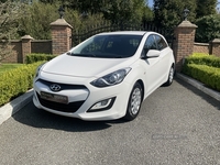 Hyundai i30 DIESEL HATCHBACK in Down