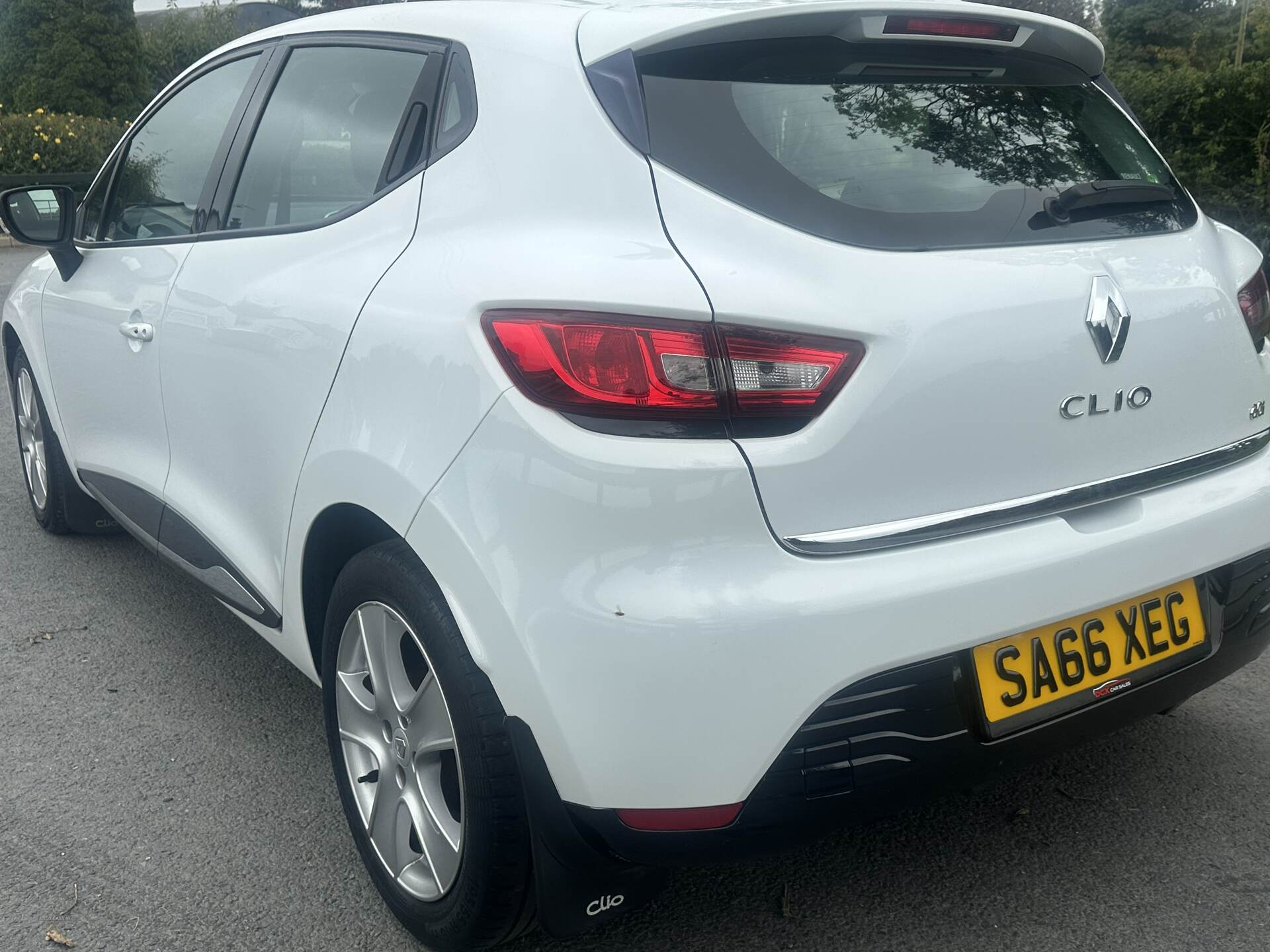 Renault Clio DIESEL HATCHBACK in Armagh