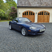 Mazda MX-5 1.8i 2dr in Down