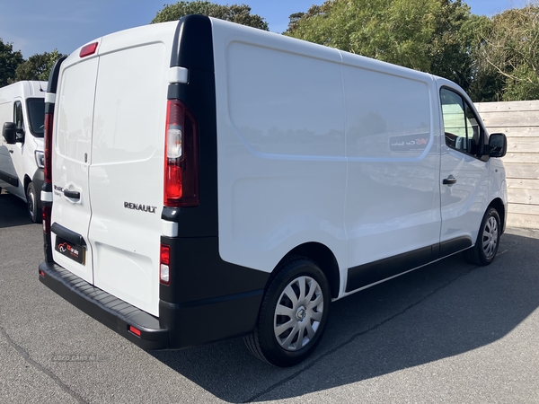 Renault Trafic SWB DIESEL in Down