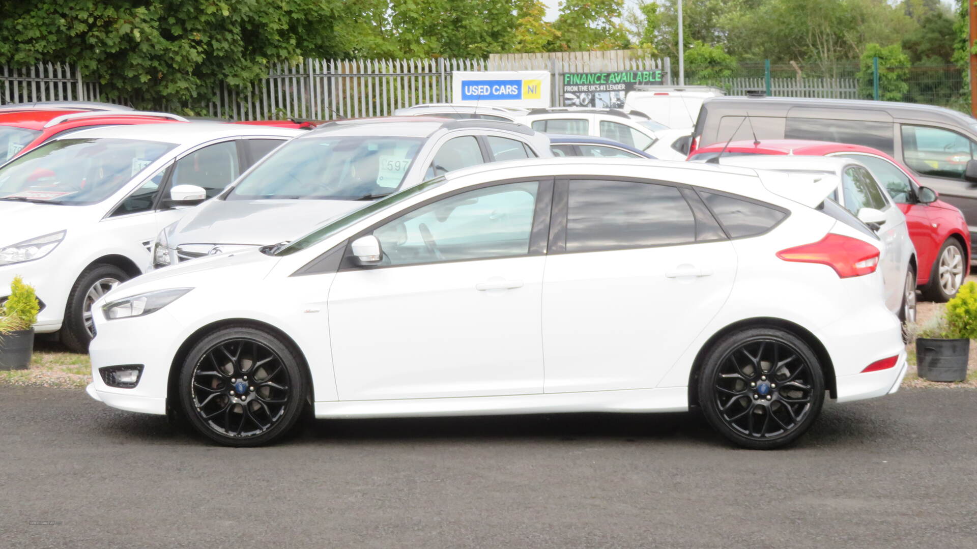 Ford Focus HATCHBACK in Derry / Londonderry