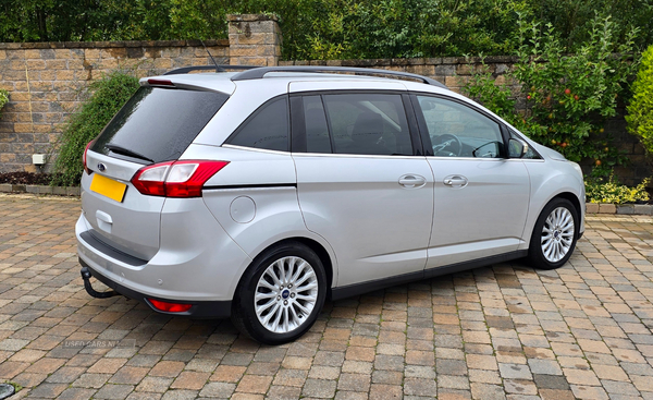 Ford Grand C-MAX DIESEL ESTATE in Armagh