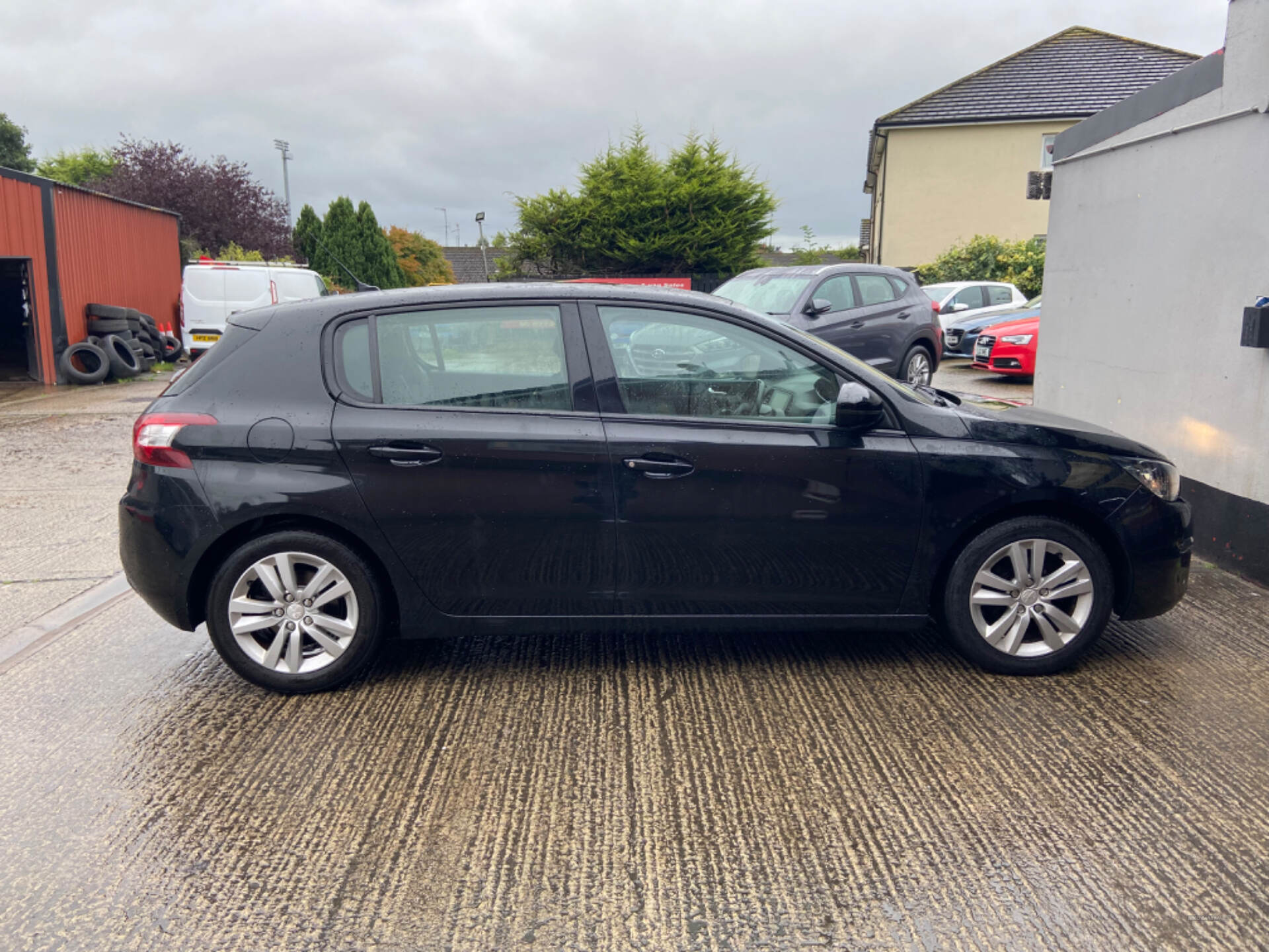 Peugeot 308 DIESEL HATCHBACK in Armagh