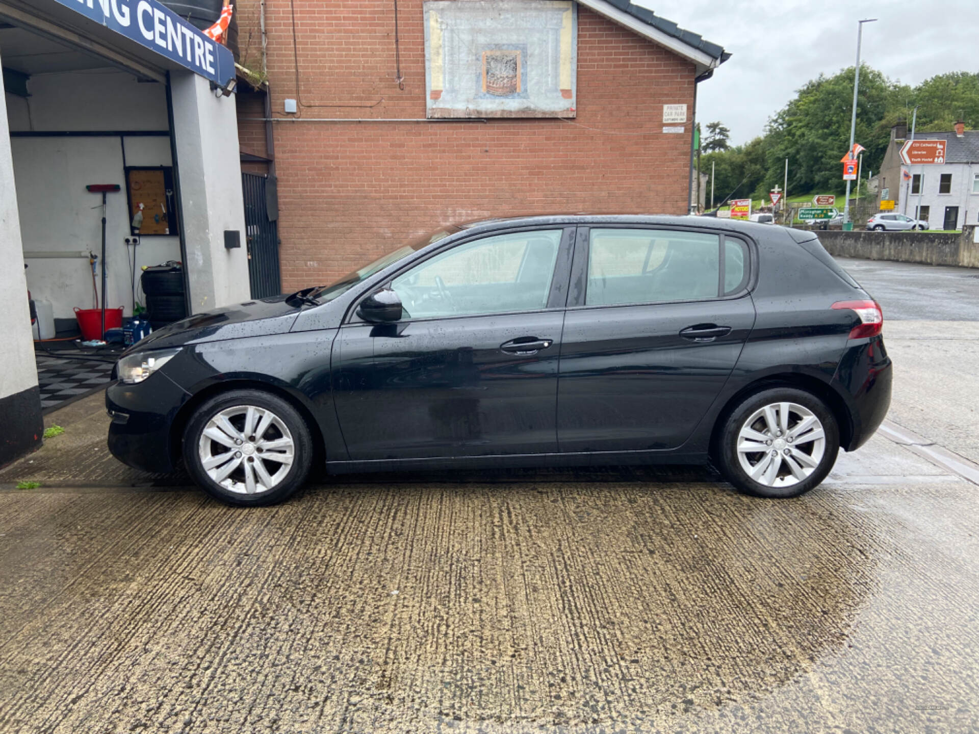 Peugeot 308 DIESEL HATCHBACK in Armagh