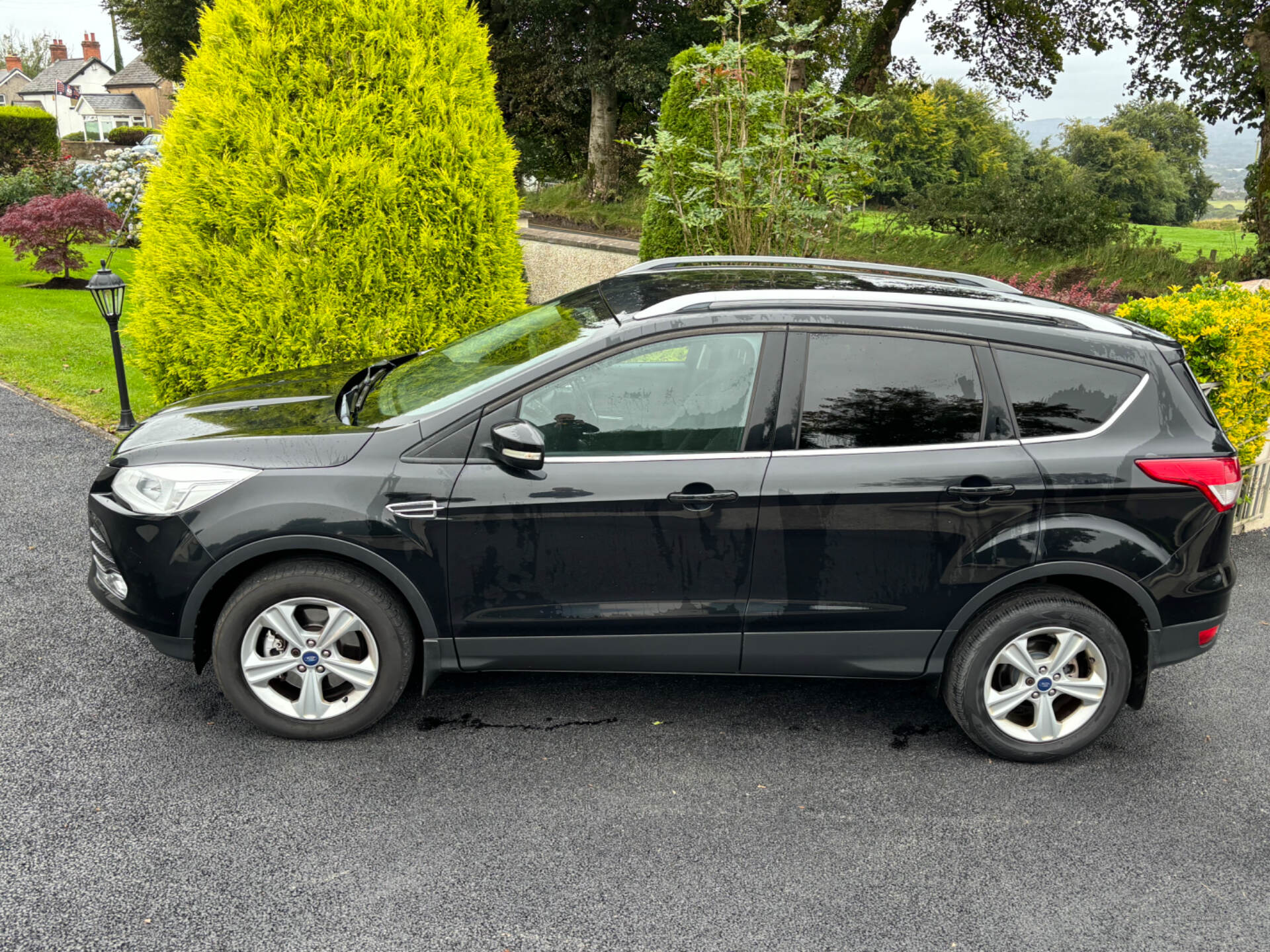 Ford Kuga DIESEL ESTATE in Antrim