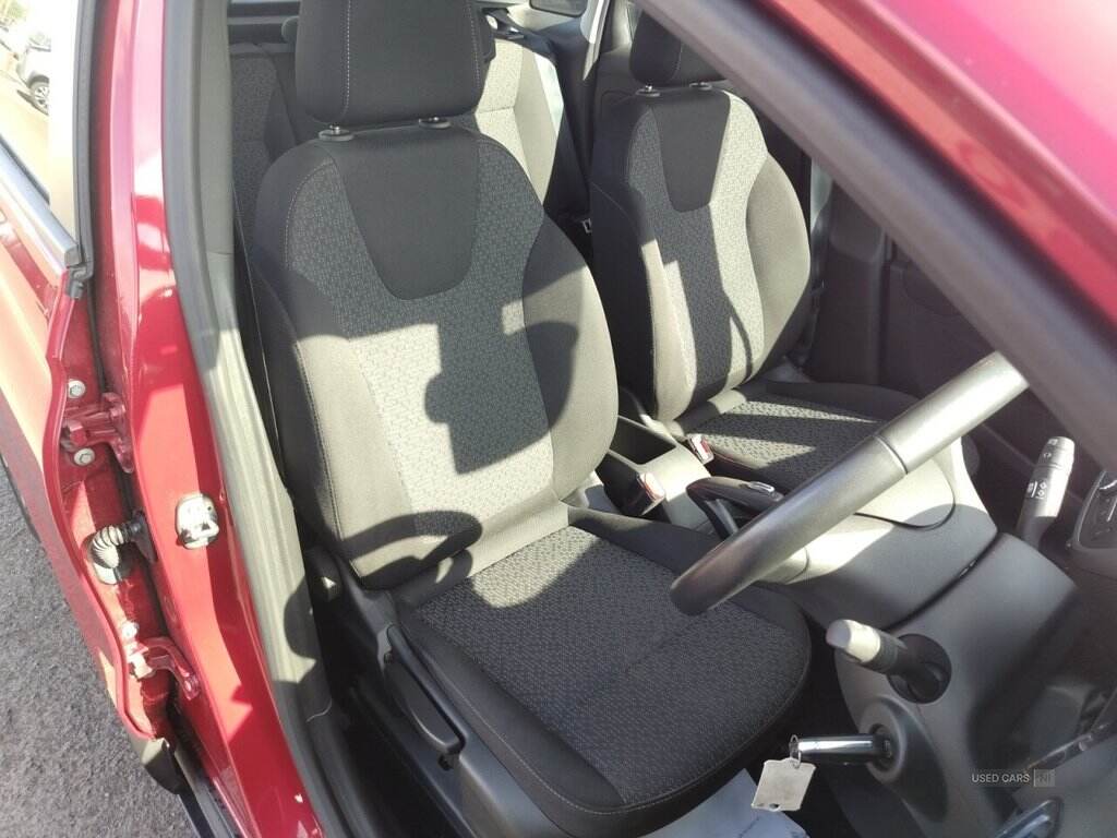 Apr 2022 Vauxhall Crossland 1.2 Design 5dr