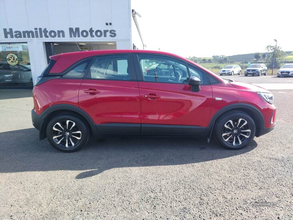 Apr 2022 Vauxhall Crossland 1.2 Design 5dr