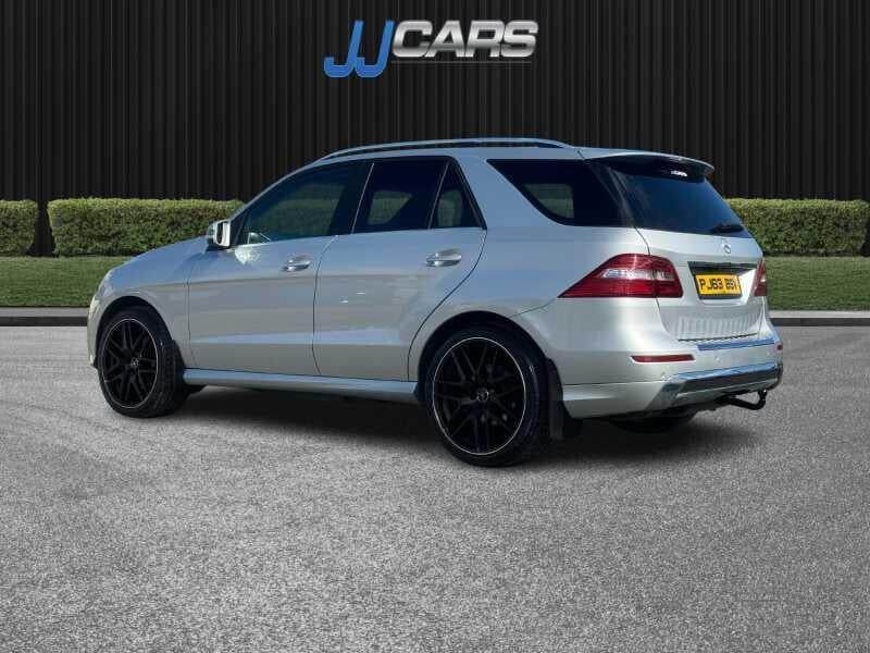 Jan 2014 Mercedes-Benz M Class ML250 CDi BlueTEC AMG Sport 5dr Auto