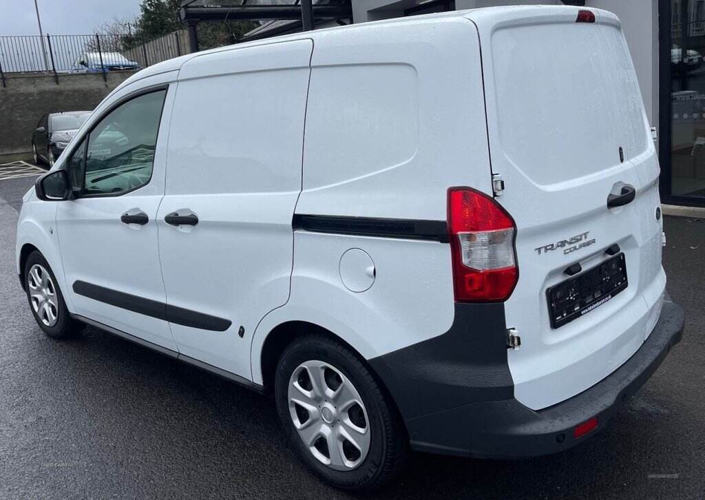 Jul 2019 Ford Transit Courier 1.5 TDCi Trend Van [6 Speed]