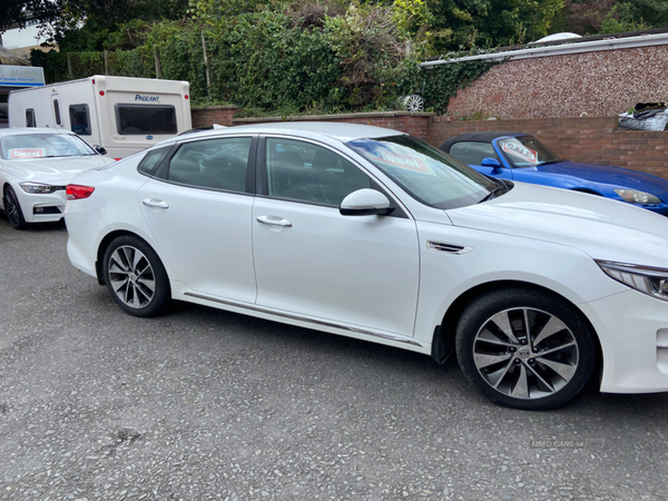 Kia Optima DIESEL SALOON in Armagh