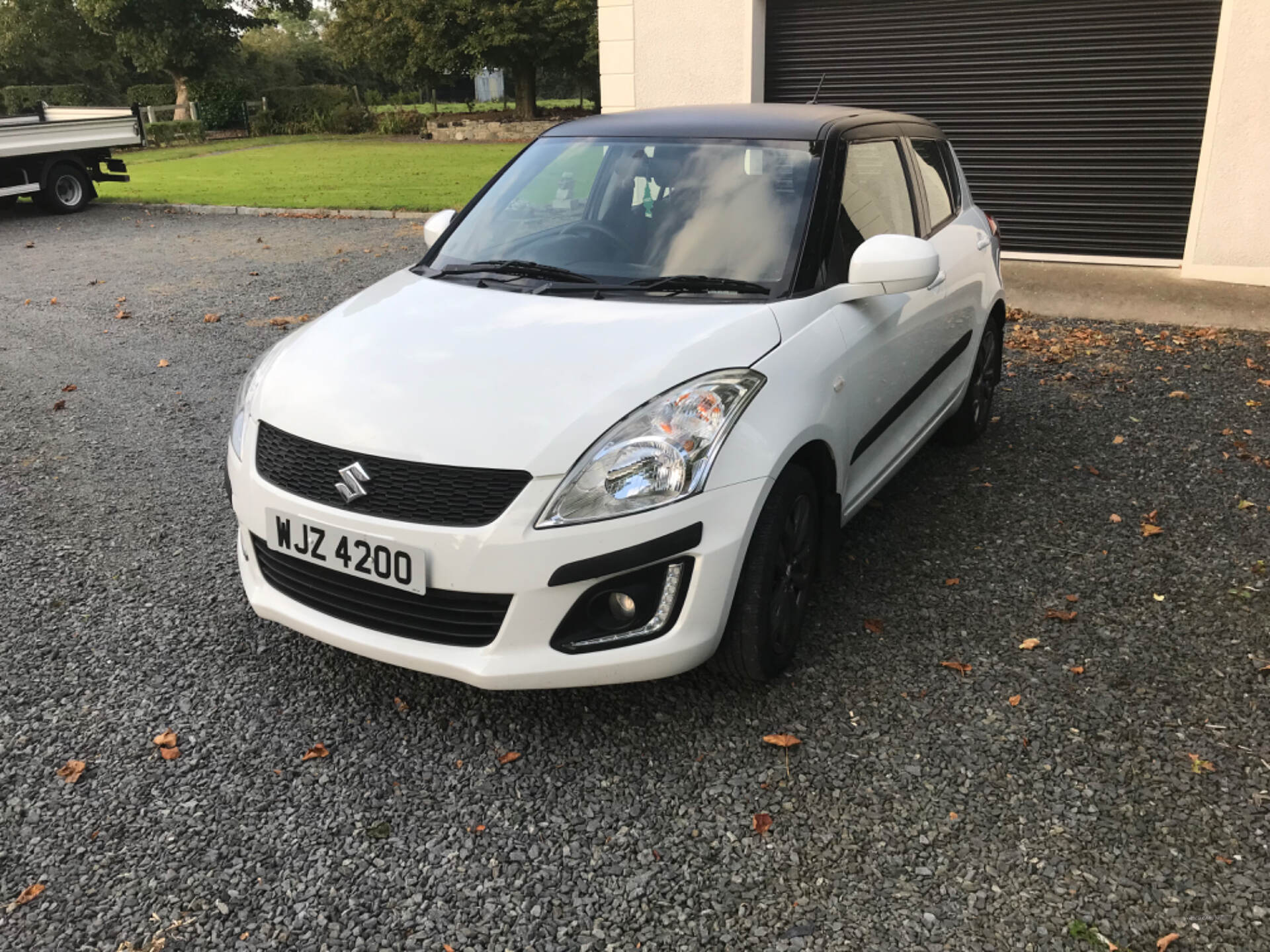 Suzuki Swift HATCHBACK in Down