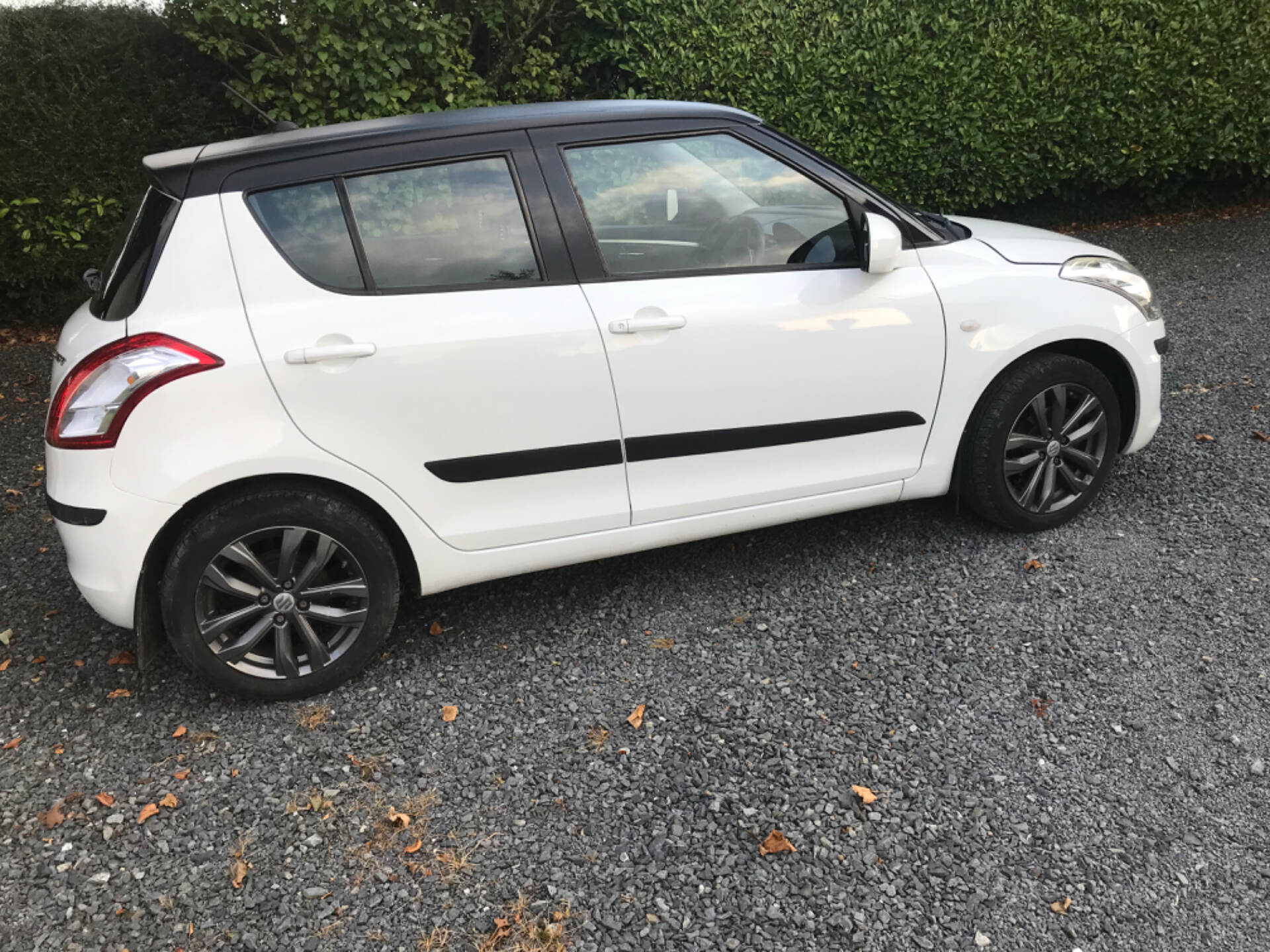 Suzuki Swift HATCHBACK in Down