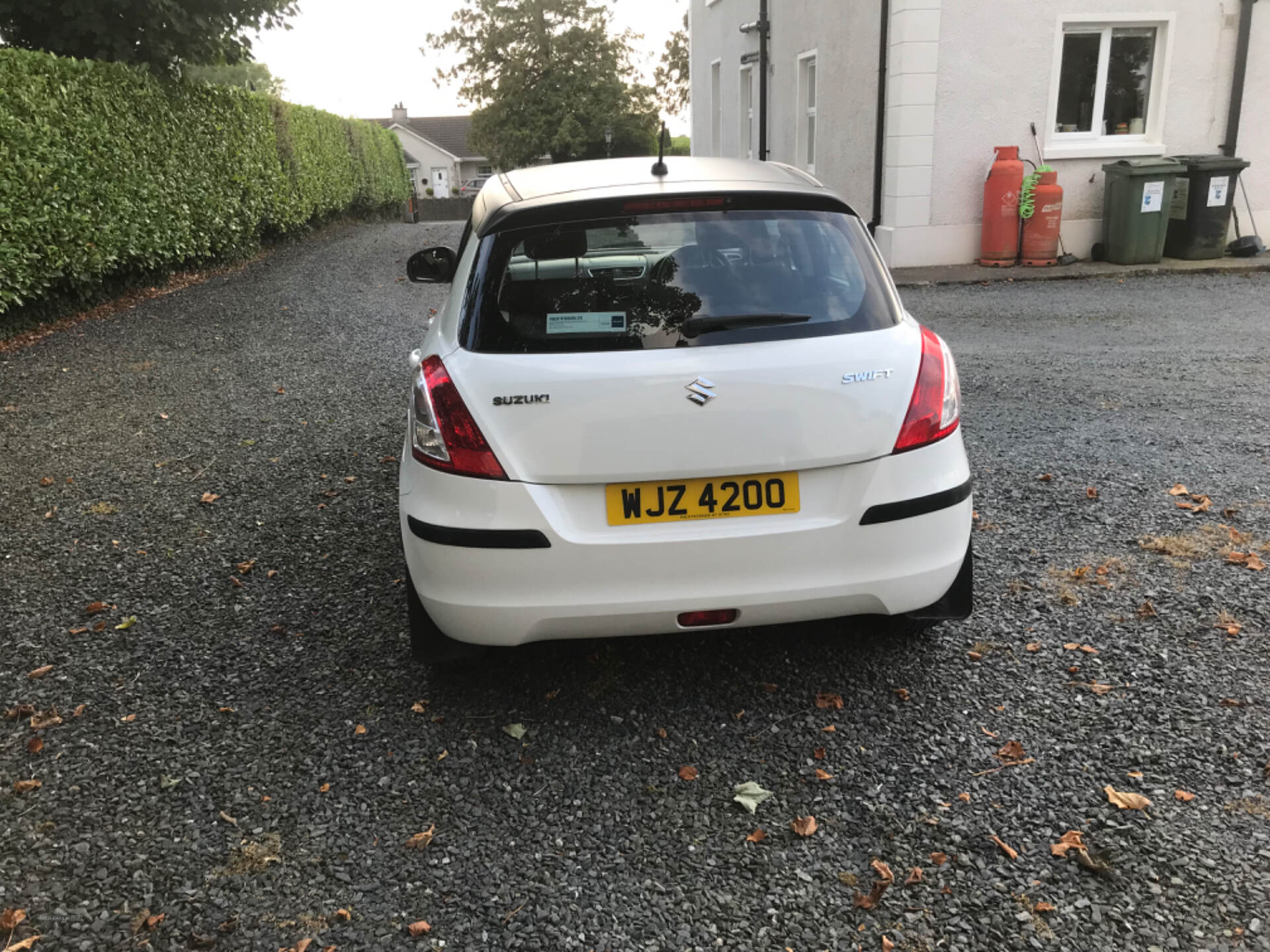 Suzuki Swift HATCHBACK in Down