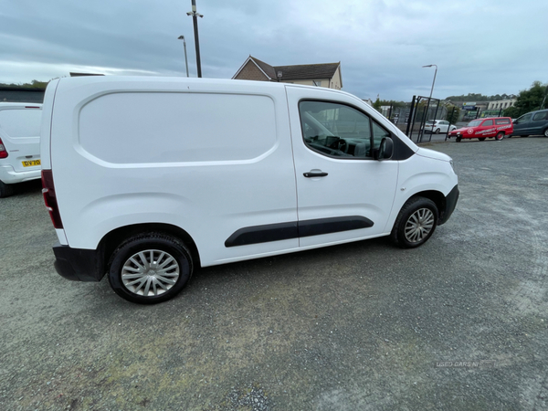 Citroen Berlingo M DIESEL in Down