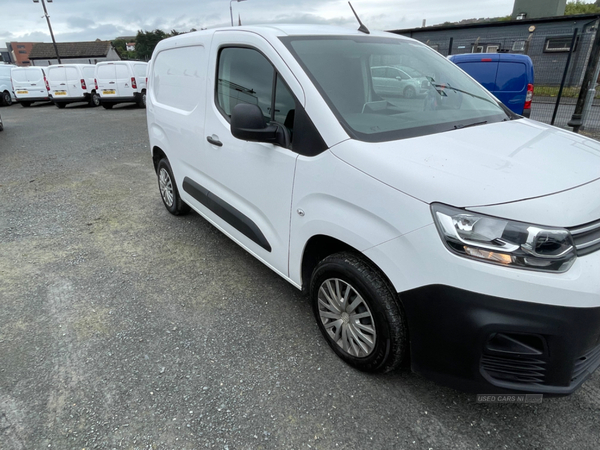 Citroen Berlingo M DIESEL in Down