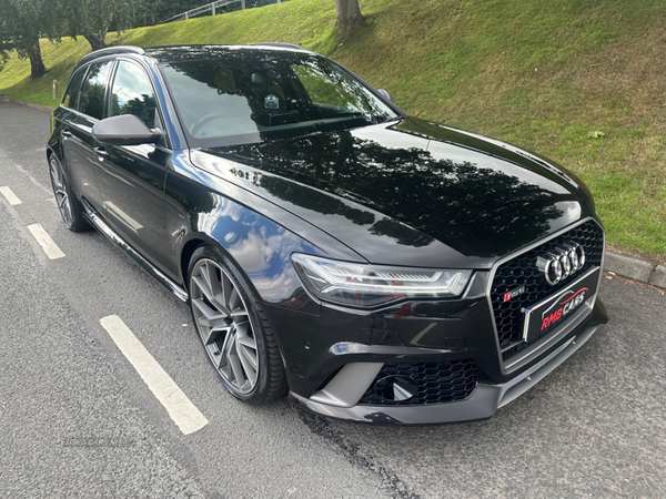 Audi RS6 AVANT in Down