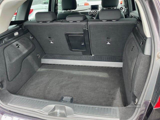 Dec 2013 Mercedes B-Class B180 BlueEFFICIENCY Sport 5dr Auto