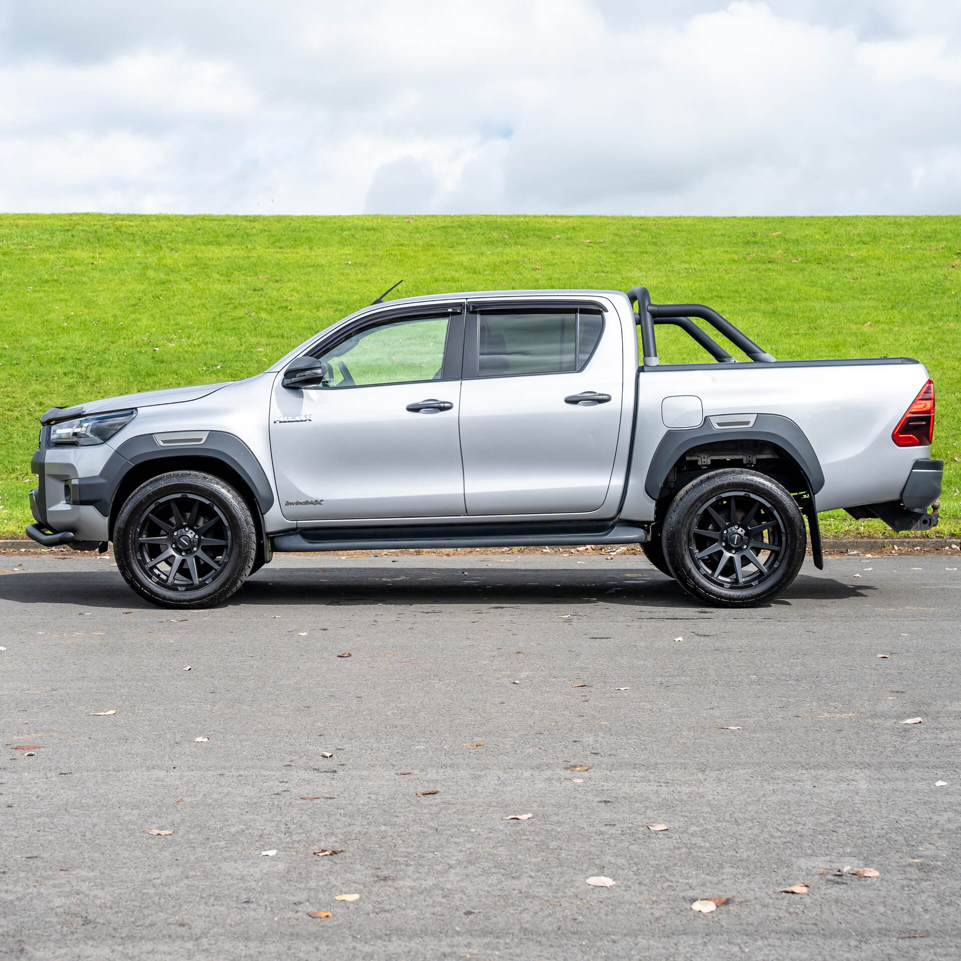 Toyota Hilux DIESEL in Antrim