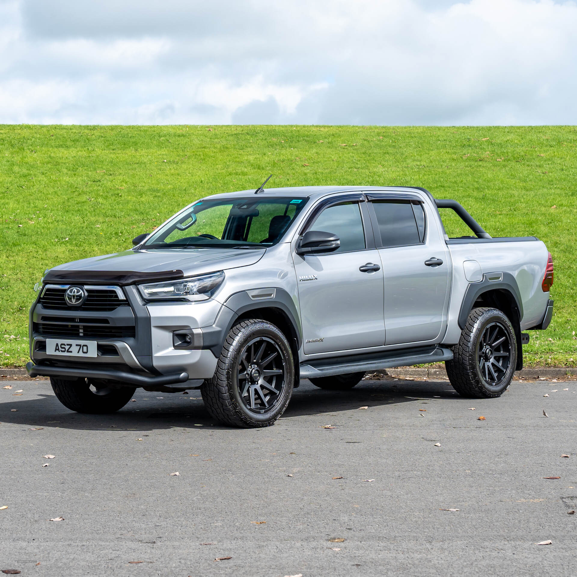 Toyota Hilux DIESEL in Antrim