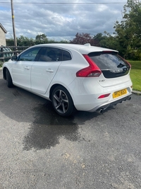 Volvo V40 D2 R DESIGN 5dr in Armagh