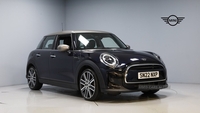 MINI Hatch 1.5 Cooper Exclusive Hatchback 5dr Petrol Steptronic Euro 6 (s/s) (136 ps) in City of Edinburgh