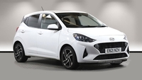 Hyundai i10 1.2 Premium Hatchback 5dr Petrol Manual Euro 6 (s/s) (84 ps) in North Lanarkshire