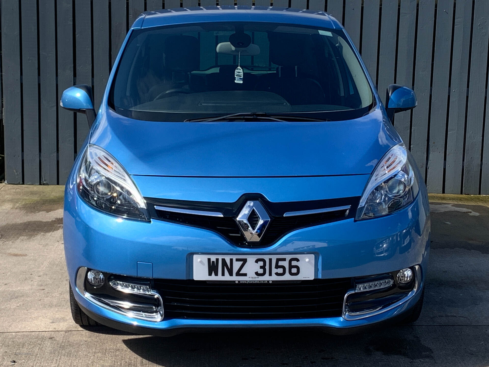 Renault Scenic DIESEL ESTATE in Antrim