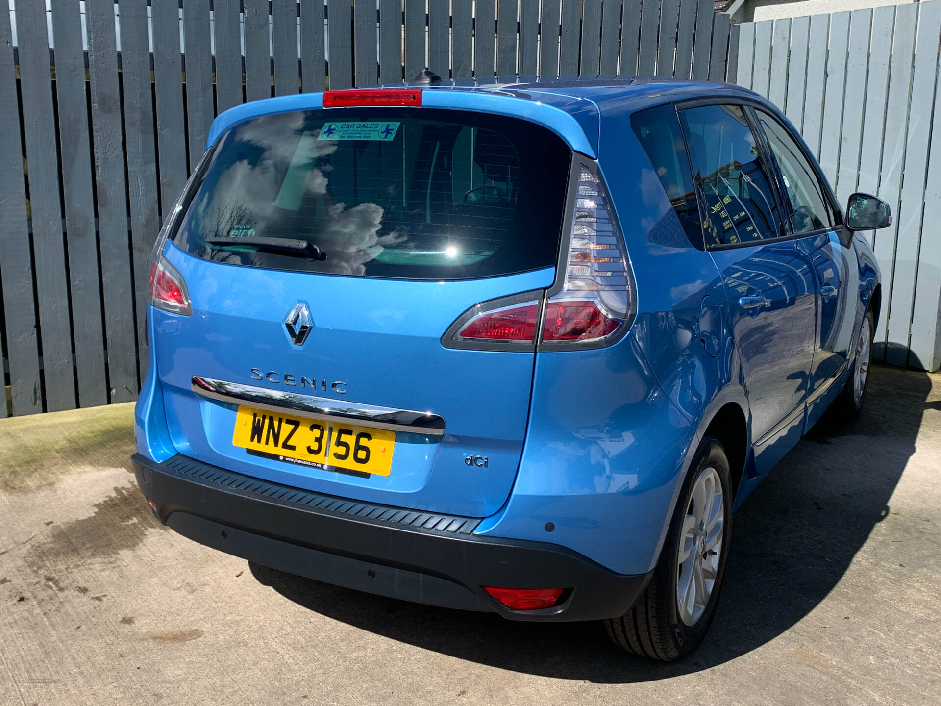 Renault Scenic DIESEL ESTATE in Antrim