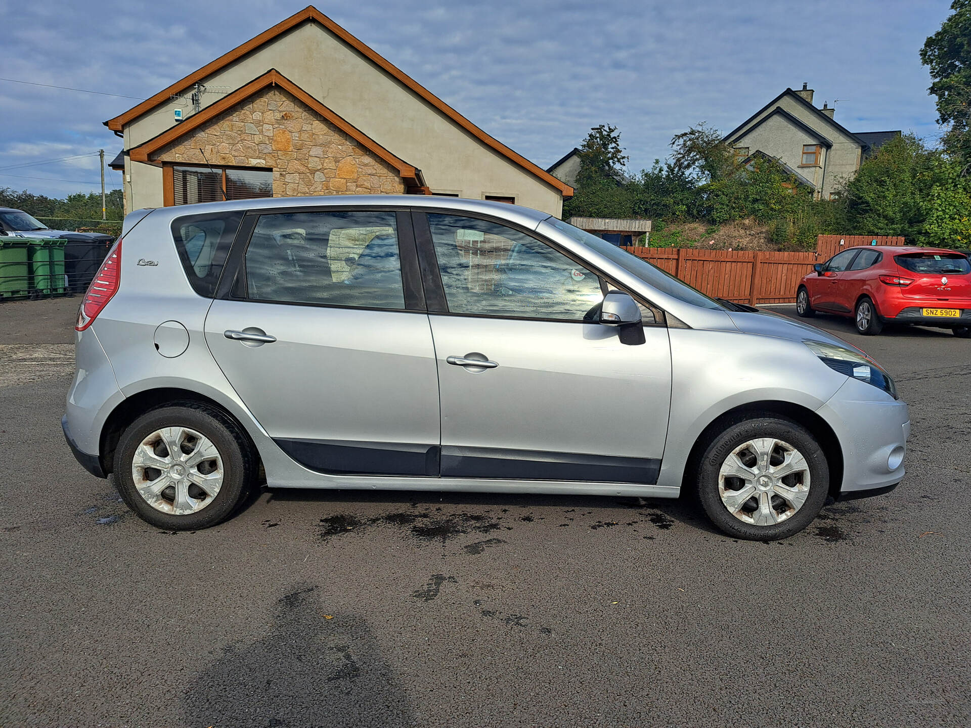 Renault Scenic ESTATE SPECIAL EDITIONS in Antrim