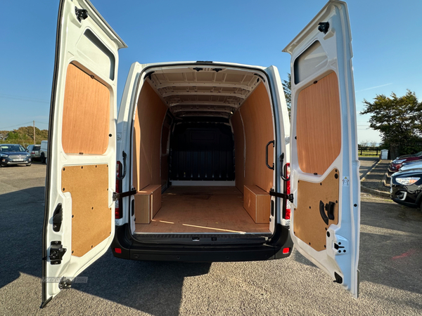 Renault Master LWB DIESEL FWD in Antrim