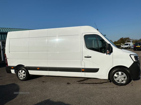 Renault Master LWB DIESEL FWD in Antrim