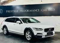 Volvo V90 2.0L D5 POWERPULSE CROSS COUNTRY PRO AWD 5d AUTO 231 BHP in Derry / Londonderry