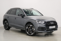 Audi Q5 TFSI Black Edition in Down