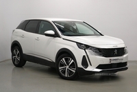 Peugeot 3008 BlueHDi Allure in Down