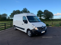 Renault Master MM35 ENERGY dCi 145 Business+ Medium Roof Van in Antrim