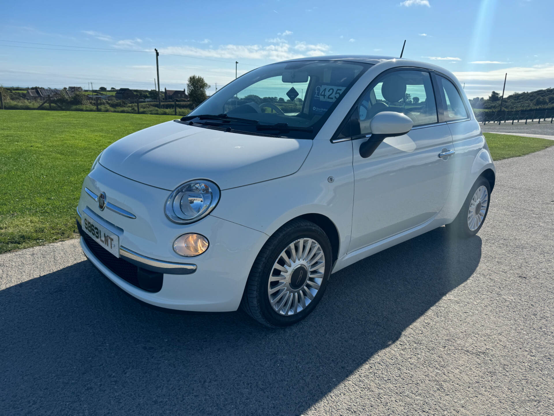 Fiat 500 HATCHBACK in Down