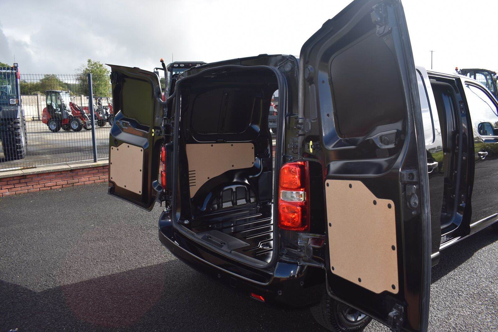 Aug 2024 Vauxhall Vivaro 1.5 Turbo D 120 Pro H1 Van