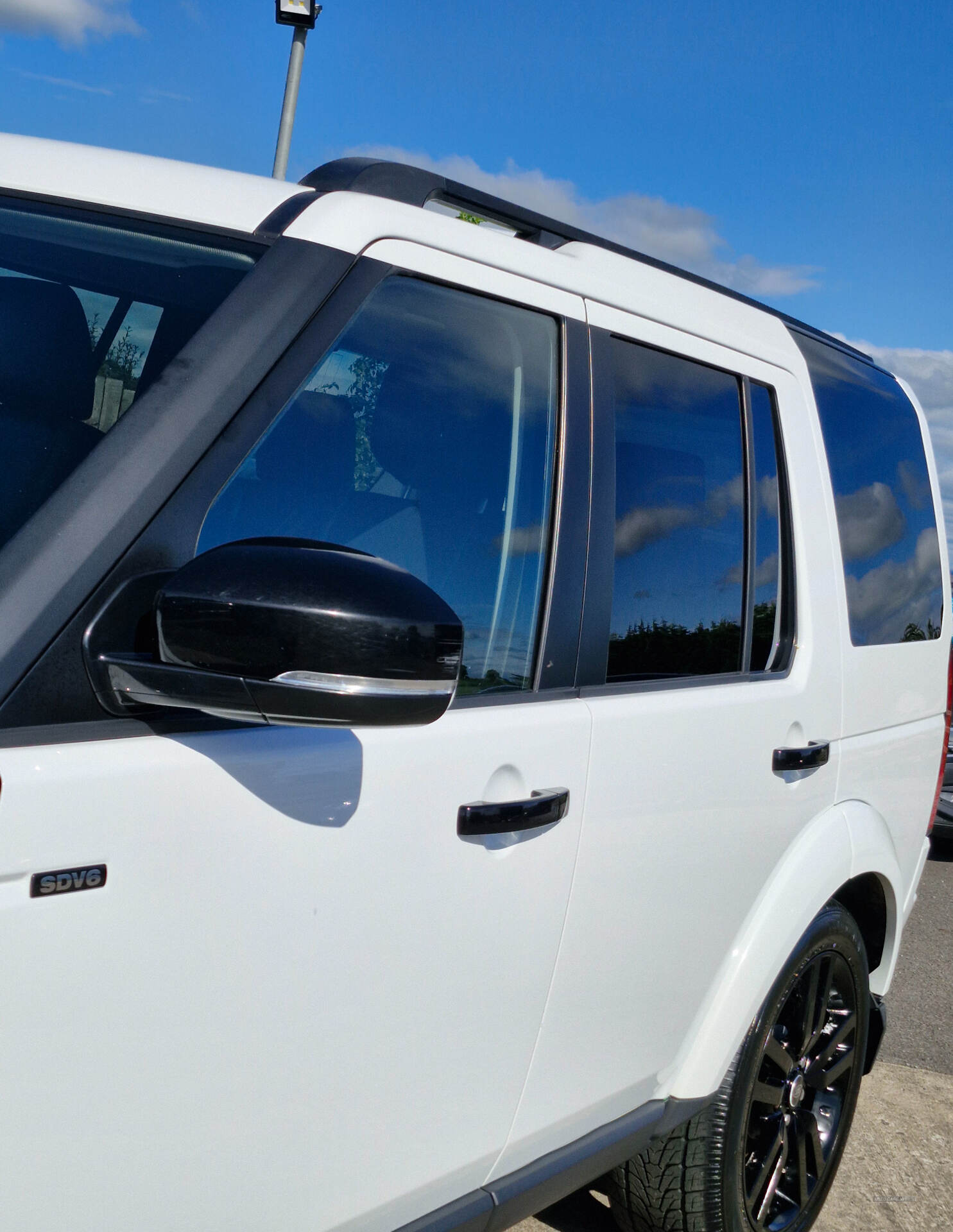 Land Rover Discovery DIESEL SW in Fermanagh