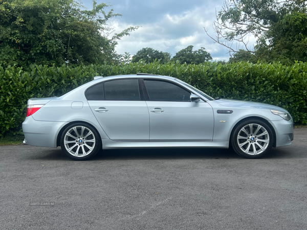 BMW M5 SALOON in Down