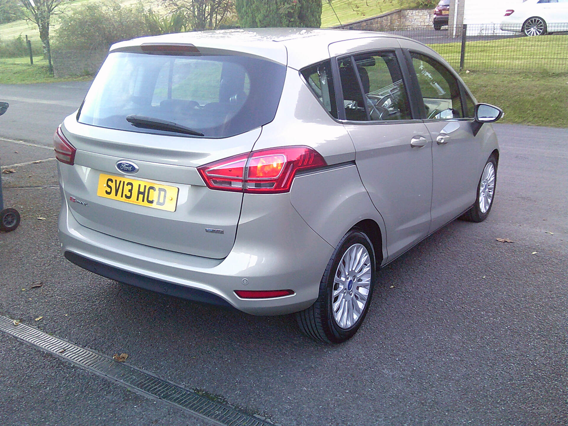 Ford B-Max DIESEL HATCHBACK in Fermanagh