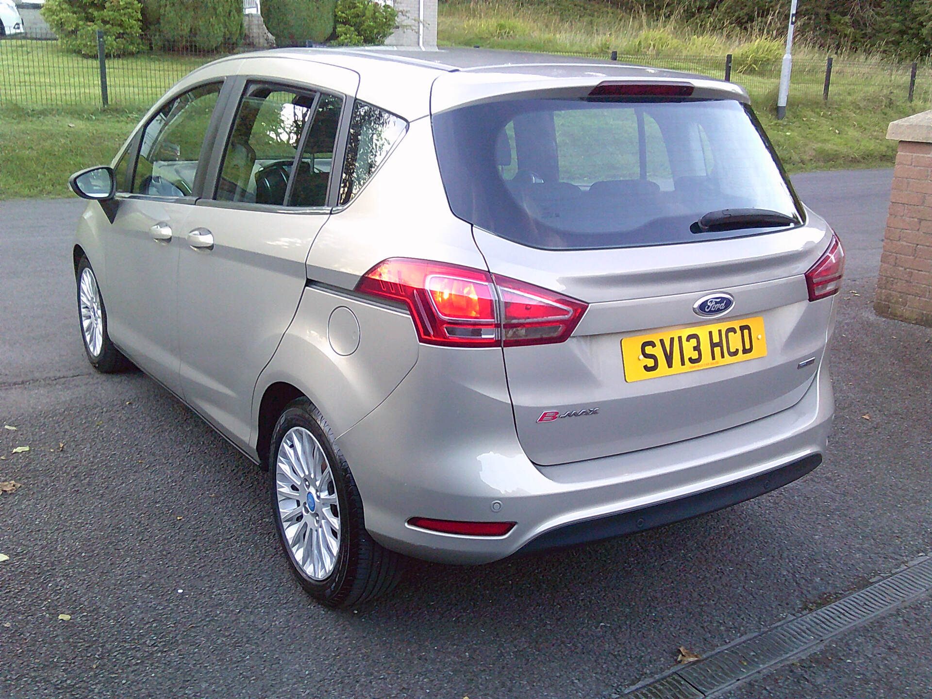 Ford B-Max DIESEL HATCHBACK in Fermanagh