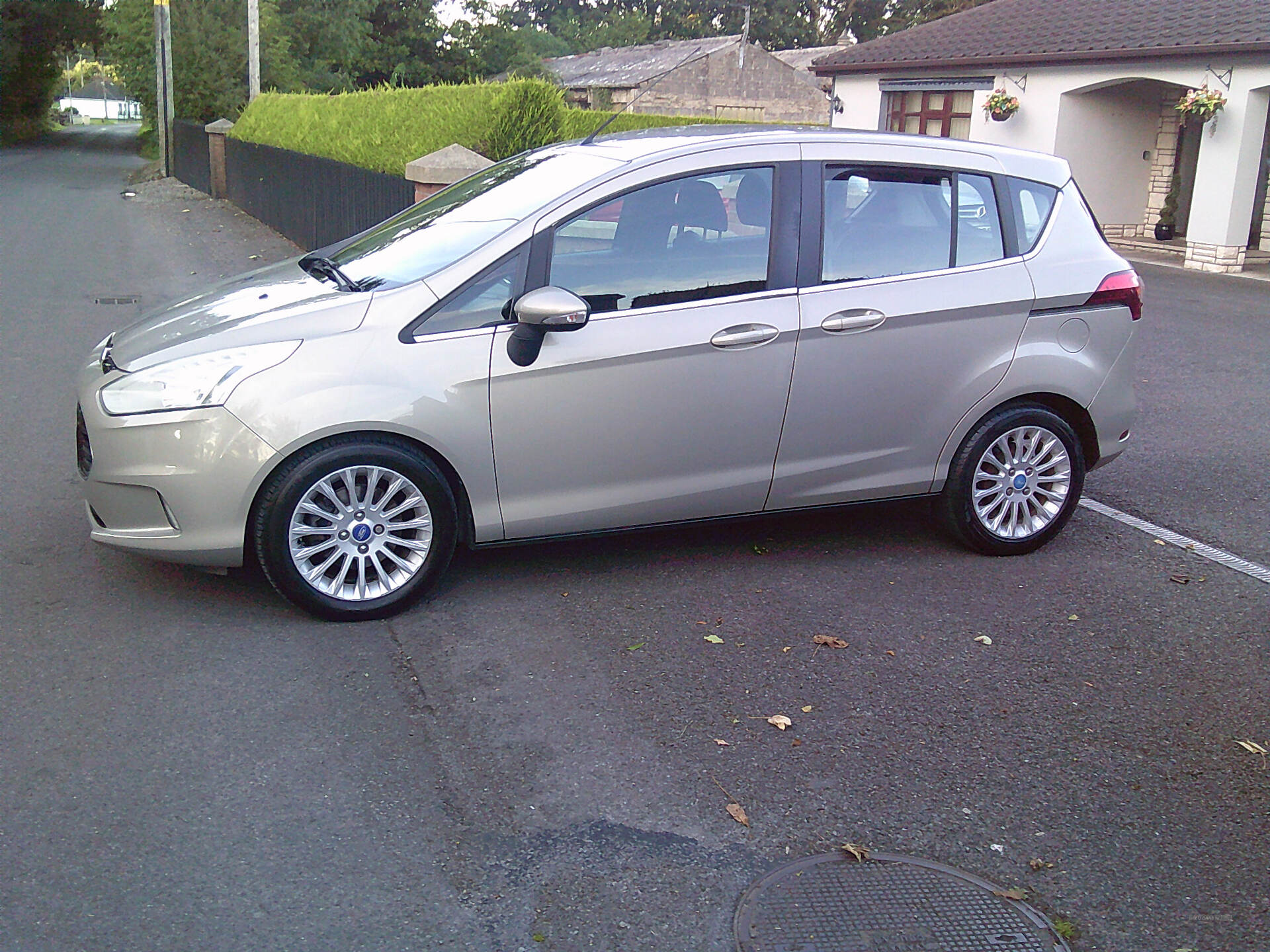 Ford B-Max DIESEL HATCHBACK in Fermanagh