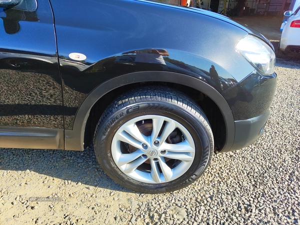 Nissan Qashqai DIESEL HATCHBACK in Antrim