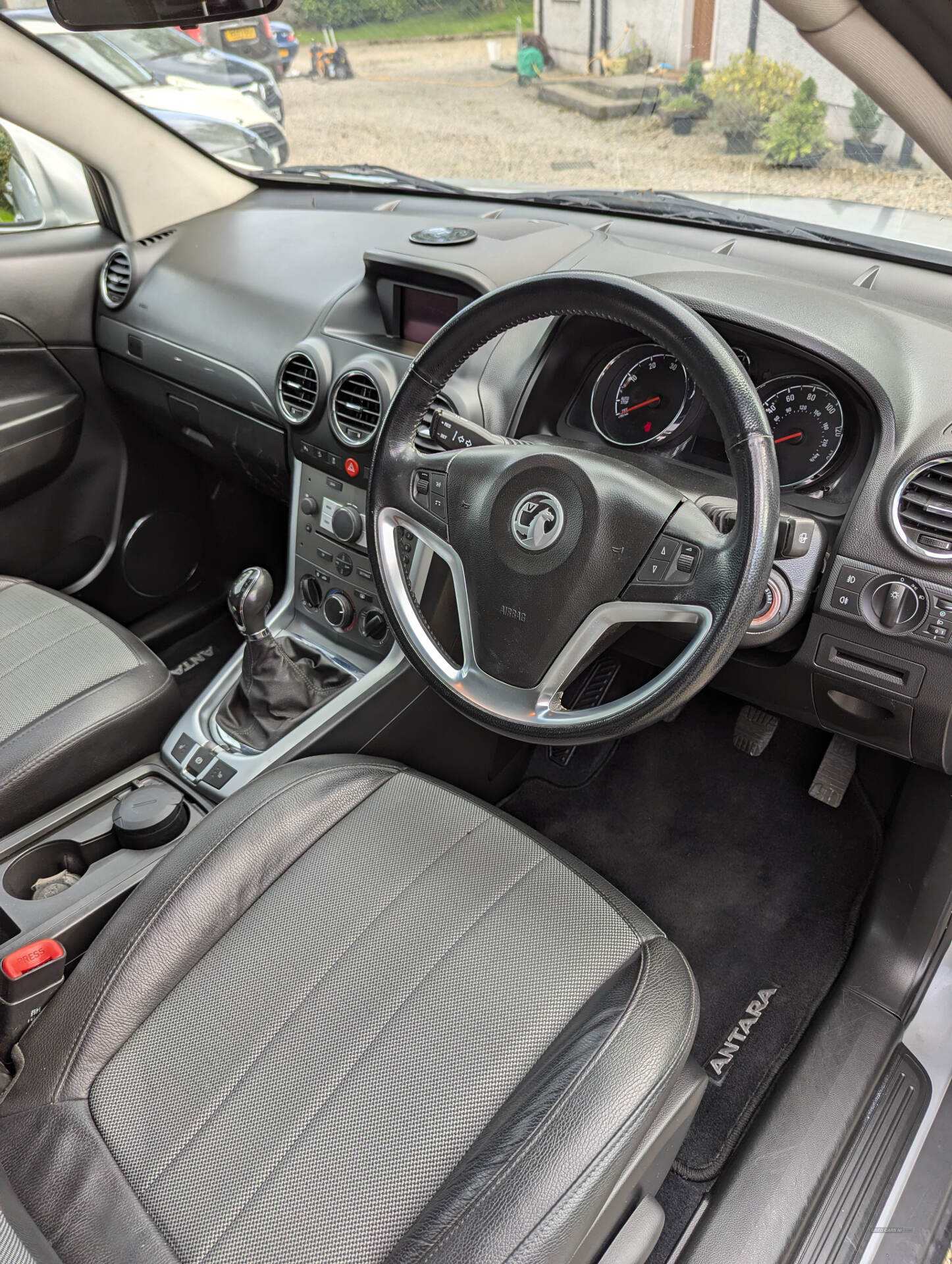 Vauxhall Antara DIESEL ESTATE in Tyrone