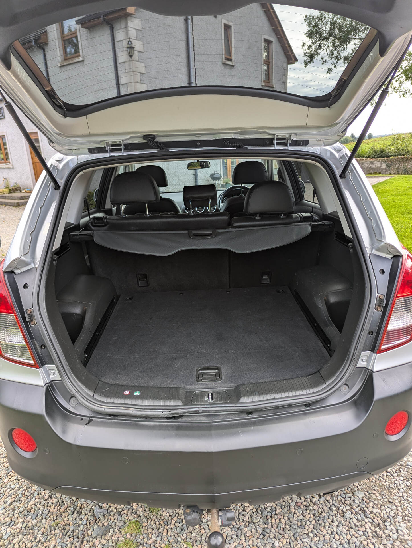 Vauxhall Antara DIESEL ESTATE in Tyrone