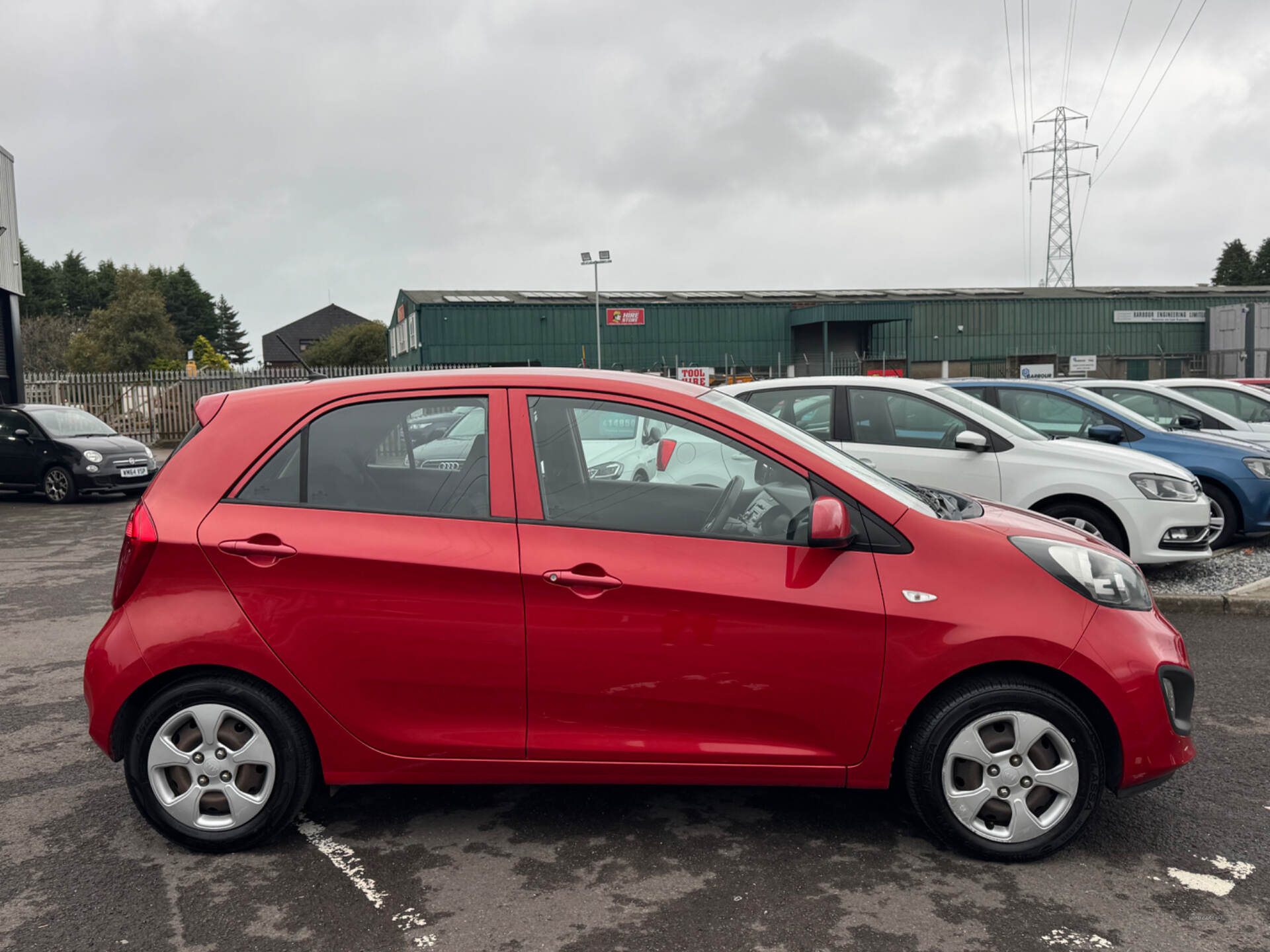 Kia Picanto HATCHBACK in Down