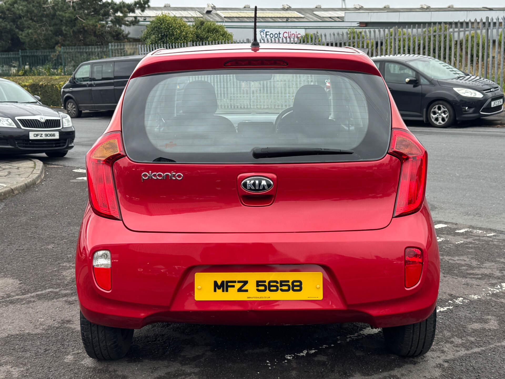 Kia Picanto HATCHBACK in Down